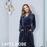 Flannel lapel solid color bathrobe